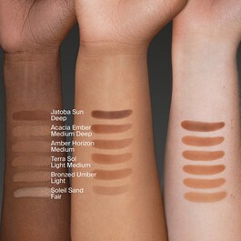 Power Sculpt Velvet Bronzer with Fermented Arnica – Pudrový bronzer